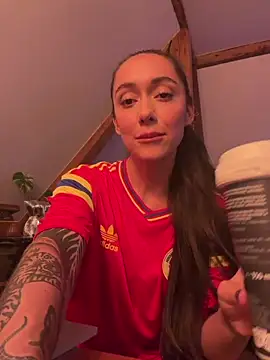 Snapshot of emiliasommer chatting on July 2026 08:01:02 PM emiliasommer online show from July 2026 08:01:02 PM