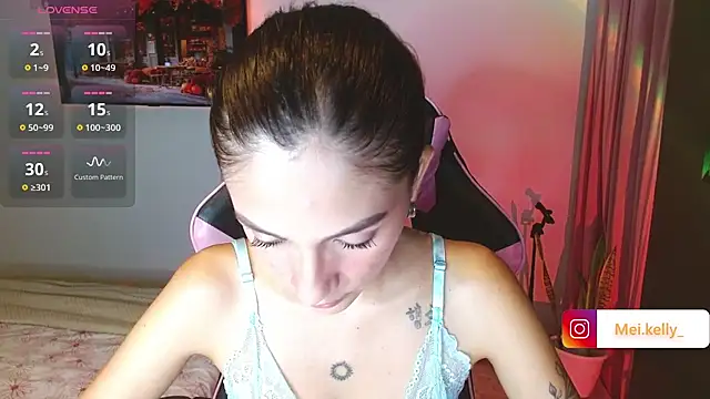 Mei Kelly online show from October 2025 02:10:02 AM