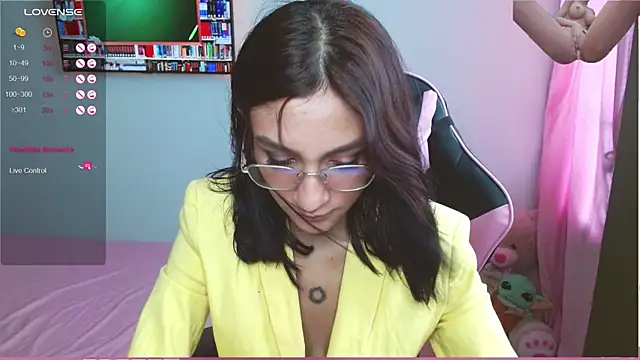 Mei Kelly online show from January 2025 07:07:02 PM