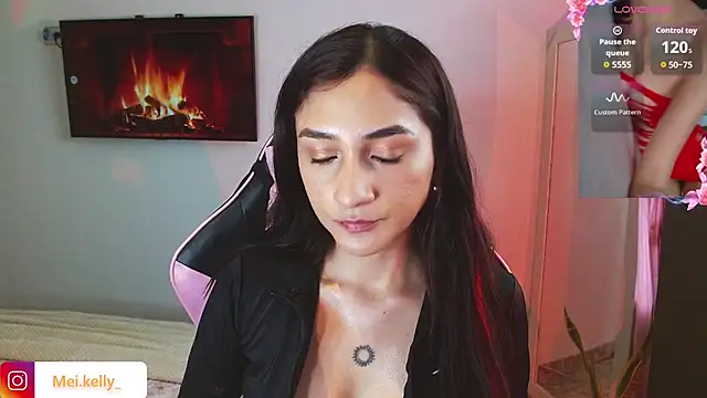 Mei Kelly online show from November 2025 09:18:01 PM