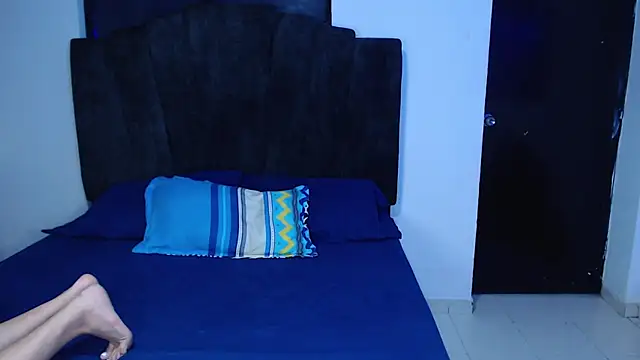 Ariel Zeo1 online show from March 2026 07:49:01 PM