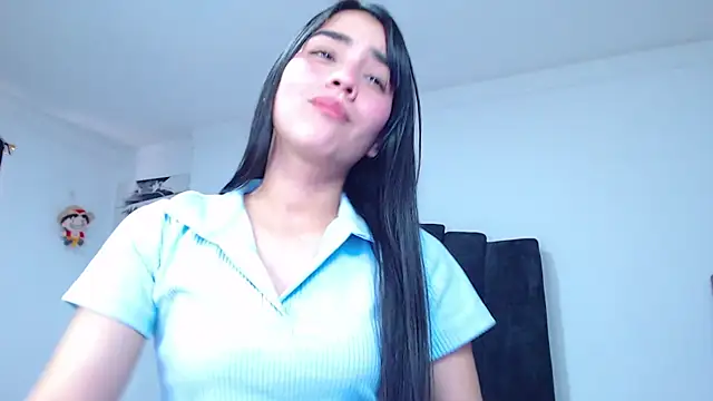 Ariel Zeo1 online show from December 2025 07:26:02 PM