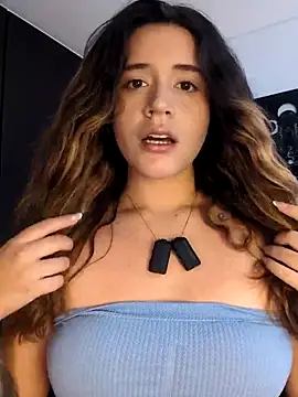 maliciaworld online show from April 2026 05:52:02 PM