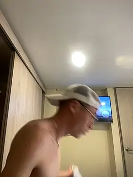 Elian Cooper online show from January 2025 02:08:02 PM