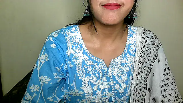 Snapshot of Princess_noorjahan chatting on December 2024 06:16:02 PM Princess noorjahan online show from December 2024 06:16:02 PM