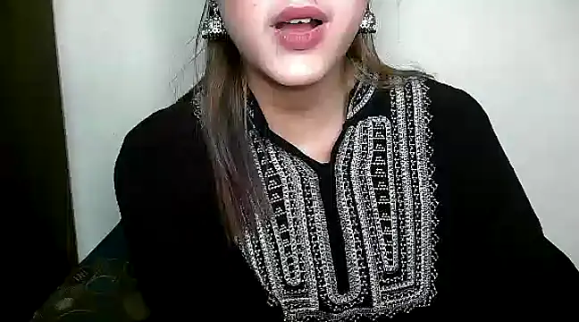 Snapshot of Princess_noorjahan chatting on March 2025 11:37:02 PM Princess noorjahan online show from March 2025 11:37:02 PM