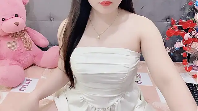 Snapshot of Funikio chatting on November 2025 03:32:02 AM Funikio online show from November 2025 03:32:02 AM