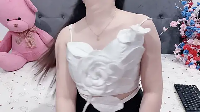 Funikio online show from May 2026 01:58:01 PM