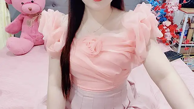 Funikio online show from March 2026 01:35:02 AM