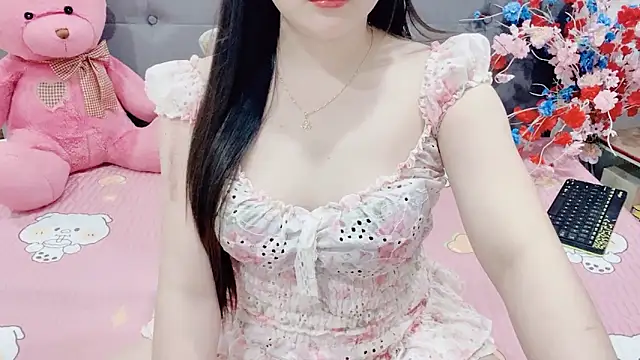 Funikio online show from December 2025 03:30:02 AM