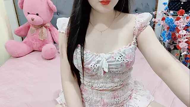 Funikio online show from April 2026 01:08:01 AM