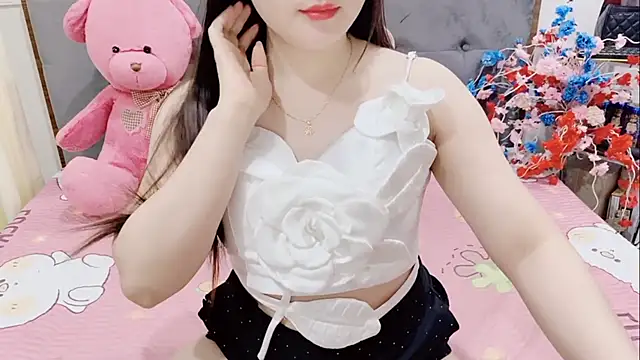 Funikio online show from April 2026 01:29:02 AM