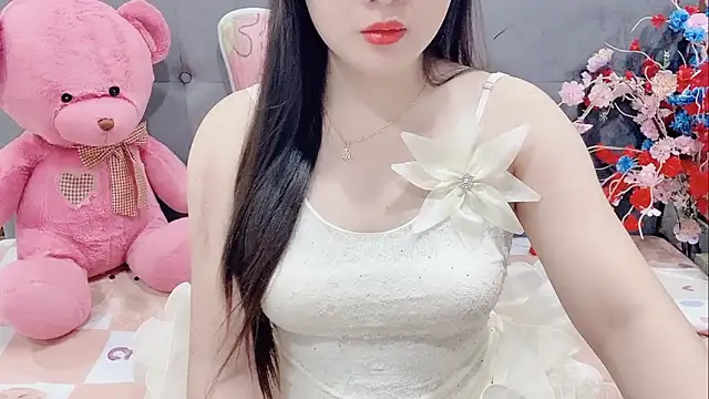 Snapshot of Funikio chatting on December 2025 01:22:01 AM Funikio online show from December 2025 01:22:01 AM