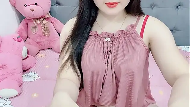 Snapshot of Funikio chatting on October 2025 01:33:02 PM Funikio online show from October 2025 01:33:02 PM