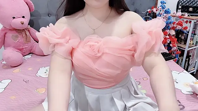 Funikio online show from April 2026 01:34:01 AM