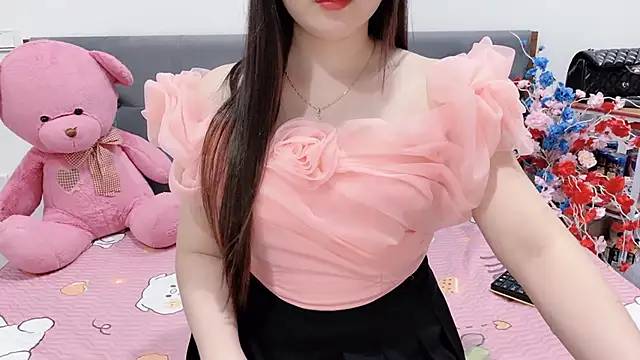 Funikio online show from April 2026 02:19:01 PM