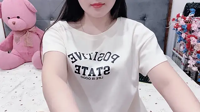 Snapshot of Funikio chatting on June 2026 02:06:02 AM Funikio online show from June 2026 02:06:02 AM