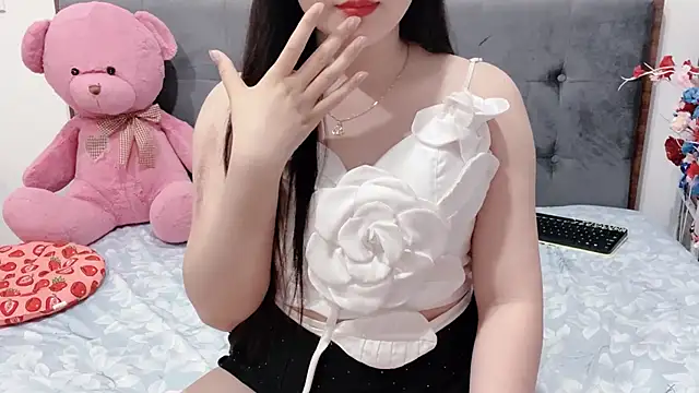 Funikio online show from May 2026 01:51:01 PM