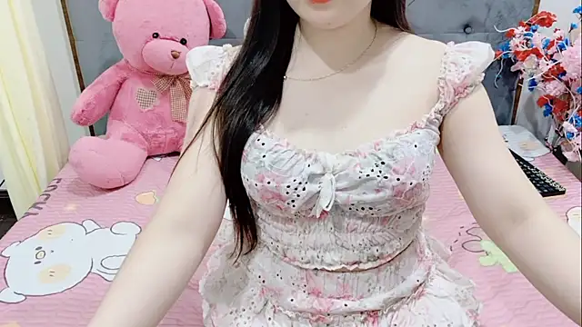 Funikio online show from April 2026 01:28:01 PM