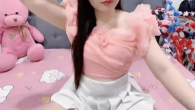 Funikio online show from April 2026 01:28:01 AM