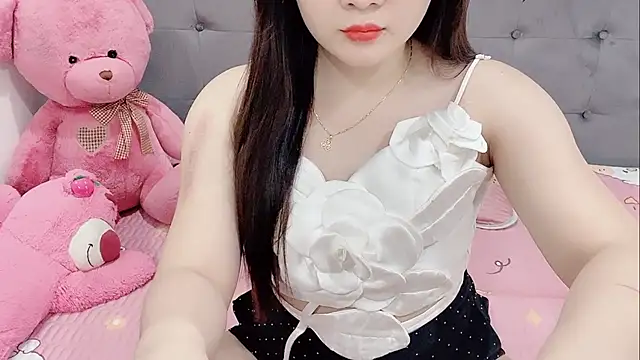 Snapshot of Funikio chatting on October 2025 01:27:02 AM Funikio online show from October 2025 01:27:02 AM