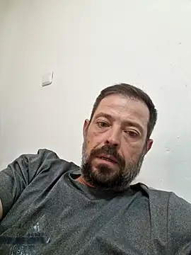 Snapshot of zefside42 chatting on October 2025 08:48:02 AM zefside42 online show from October 2025 08:48:02 AM