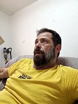 Snapshot of zefside42 chatting on October 2025 12:14:02 PM zefside42 online show from October 2025 12:14:02 PM