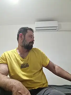 zefside42 online show from November 2025 06:41:02 PM