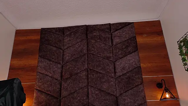 memphiswilliam online show from December 2025 03:00:02 AM