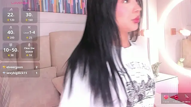 maddy brookss online show from December 2025 08:04:02 PM