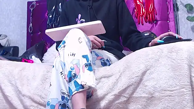 AyshaScott online show from March 2026 01:12:02 PM