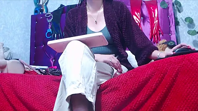 AyshaScott online show from February 2026 12:38:02 PM