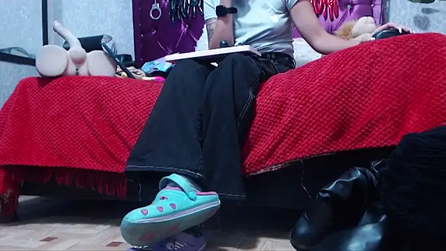 AyshaScott online show from November 2025 01:26:02 PM