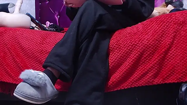 AyshaScott online show from October 2025 12:50:01 PM