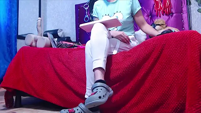 AyshaScott online show from March 2026 01:03:02 PM