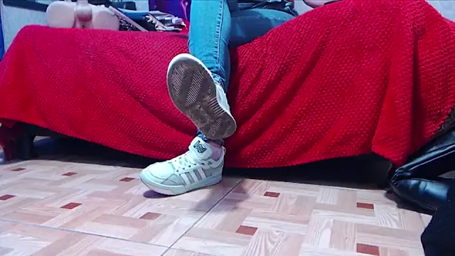 AyshaScott online show from March 2026 08:25:02 PM