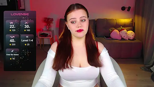 sensual me online show from December 2024 01:30:01 PM