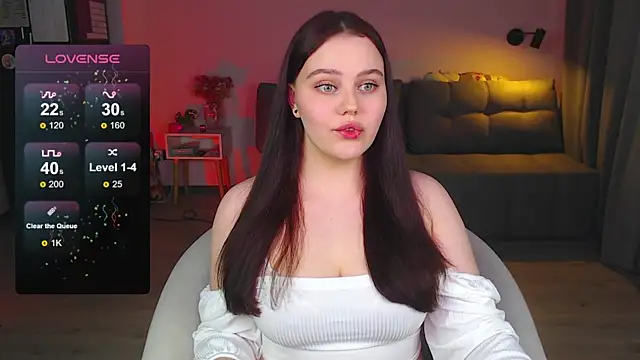 sensual me online show from March 2025 01:00:01 PM