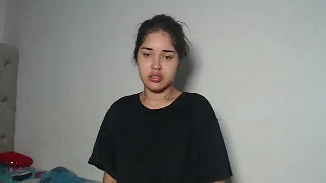 Snapshot of Melody_phillips2 chatting on December 2025 11:22:02 AM Melody phillips2 online show from December 2025 11:22:02 AM