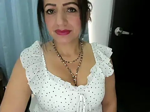 MonicaGarcia  online show from January 2026 12:11:02 PM