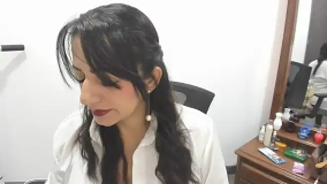 MonicaGarcia  online show from June 2026 01:39:02 PM