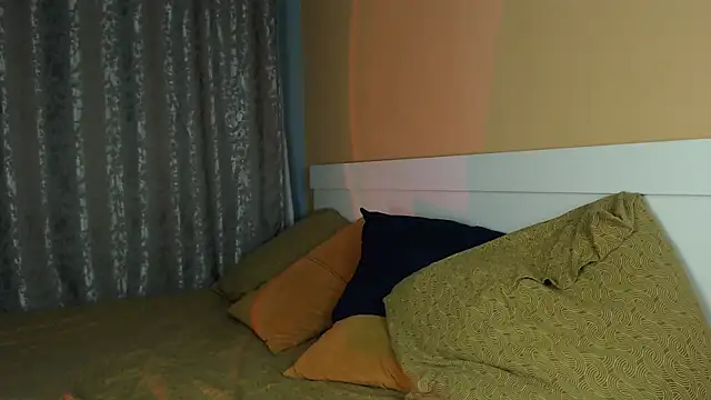 Snapshot of axxxturel chatting on October 2025 08:30:01 PM axxxturel online show from October 2025 08:30:01 PM