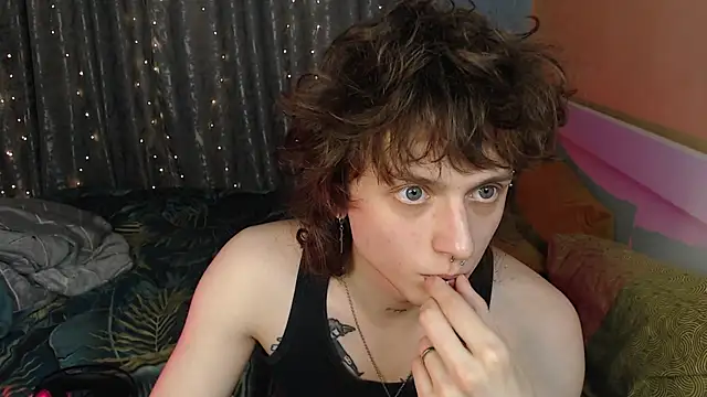 axxxturel online show from December 2025 06:53:01 PM