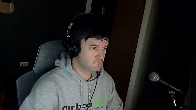 Snapshot of Stix_Zadinia chatting on February 2026 10:43:01 PM Stix Zadinia online show from February 2026 10:43:01 PM