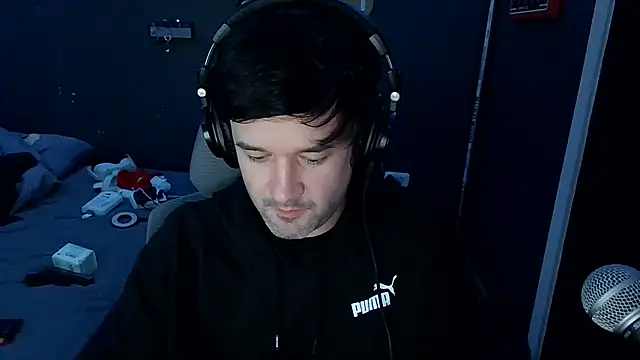 Snapshot of Stix_Zadinia chatting on December 2025 05:45:01 PM Stix Zadinia online show from December 2025 05:45:01 PM