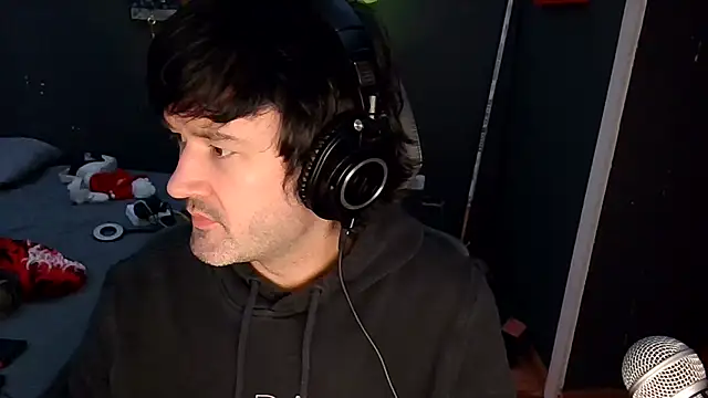 Snapshot of Stix_Zadinia chatting on December 2025 01:21:02 PM Stix Zadinia online show from December 2025 01:21:02 PM