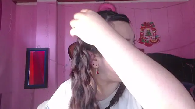 NikkiRous  online show from September 2025 12:42:02 PM
