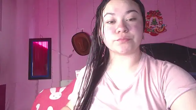 NikkiRous  online show from October 2025 01:45:01 PM