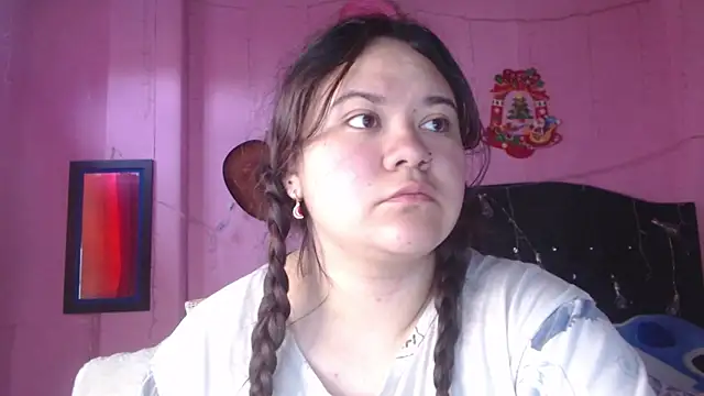 NikkiRous  online show from September 2025 12:44:02 PM