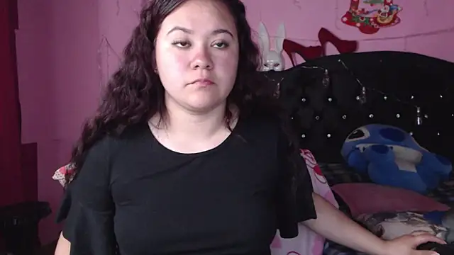 NikkiRous  online show from March 2025 03:40:01 PM